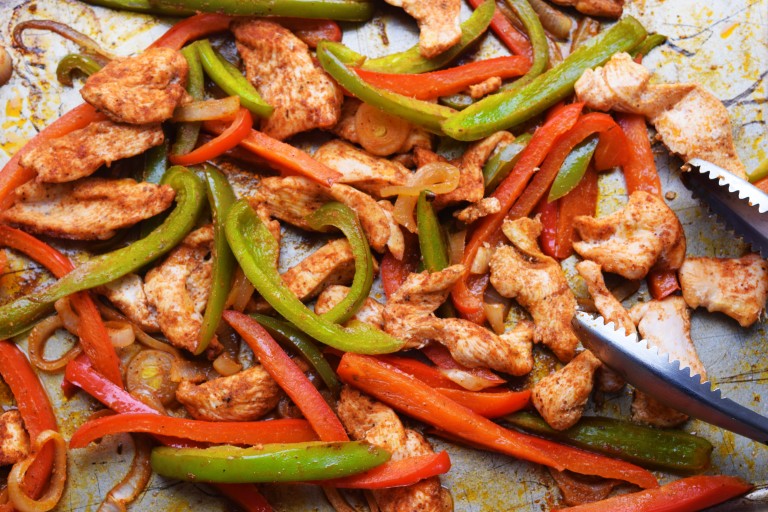 One Pan Chicken Fajita Bowls with Avocado Creme • Tastythin