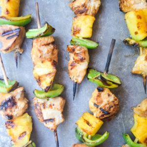 Hawaiian Chicken Kabobs (Paleo) - flavorful, fun, and simple grilled chicken kabobs. This tasty and nutritious meal is a winner! | tastythin.com