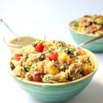 Chicken Verde Quinoa Bowls - full of flavor and protein, these quick bowls are the prefect make ahead lunch or potluck dish! | tastythin.com