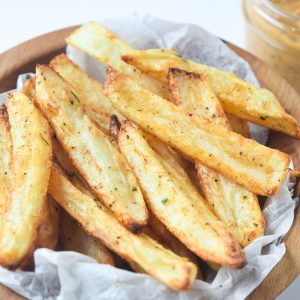 whole30 baked fries close up