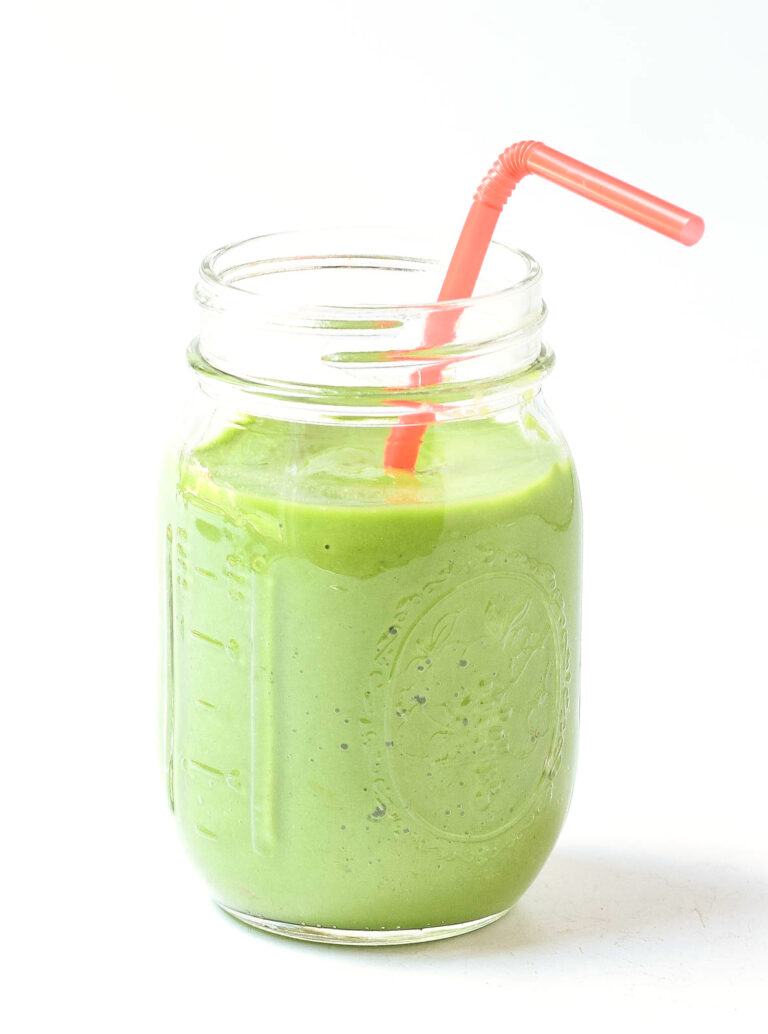 Island Green Tropical Smoothie (Copycat Recipe) • Tastythin